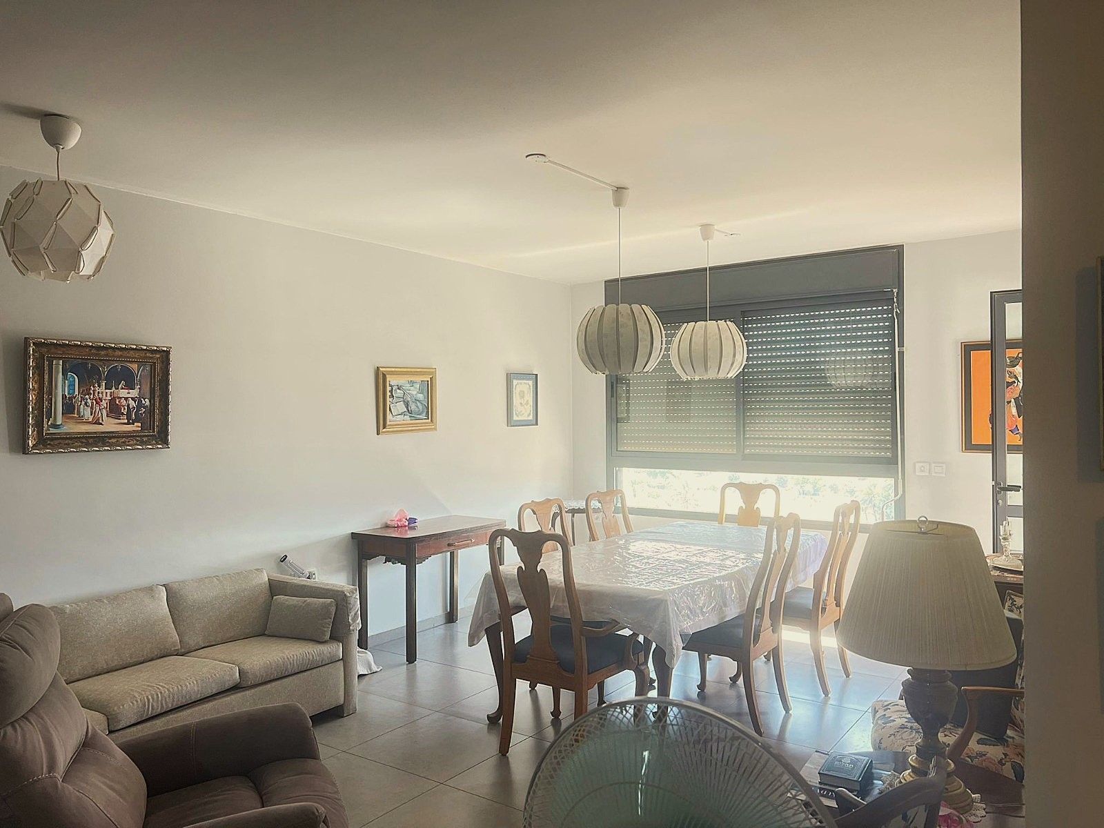 Spacious 5-Room Apartment in Dona M3 with Open Views