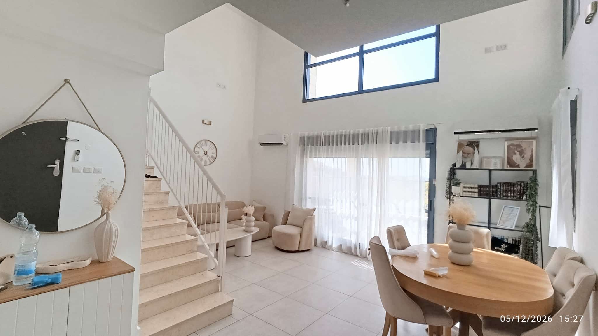 For Rent – Beautiful 5 room duplex in RBS G2
