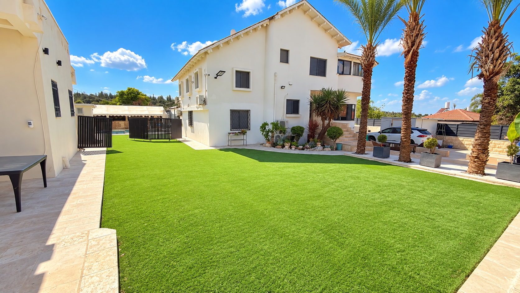FOR SALE – UNIQUE ESTATE IN SDOT MICHA